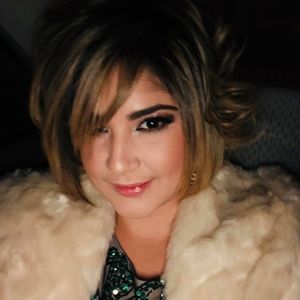 Meet your Posher, Alexandra